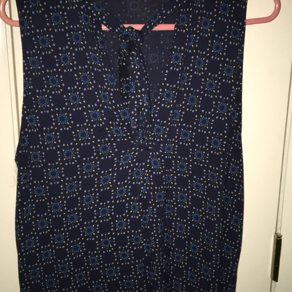 Ann Taylor Loft sleeveless top with tie